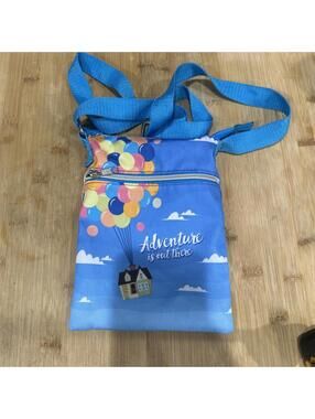 Loungefly Pixar UP Adventure is Out There Crossbody Purse Bag Balloon House *